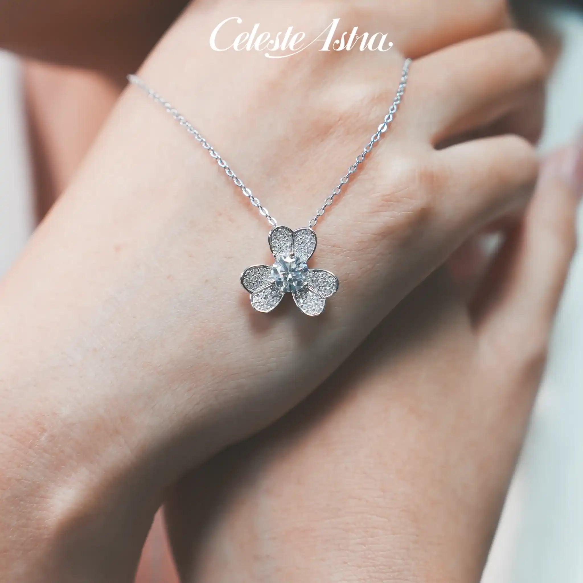 Lucky-Clover-Moissanite-Sterling-Silver-Necklace-N21